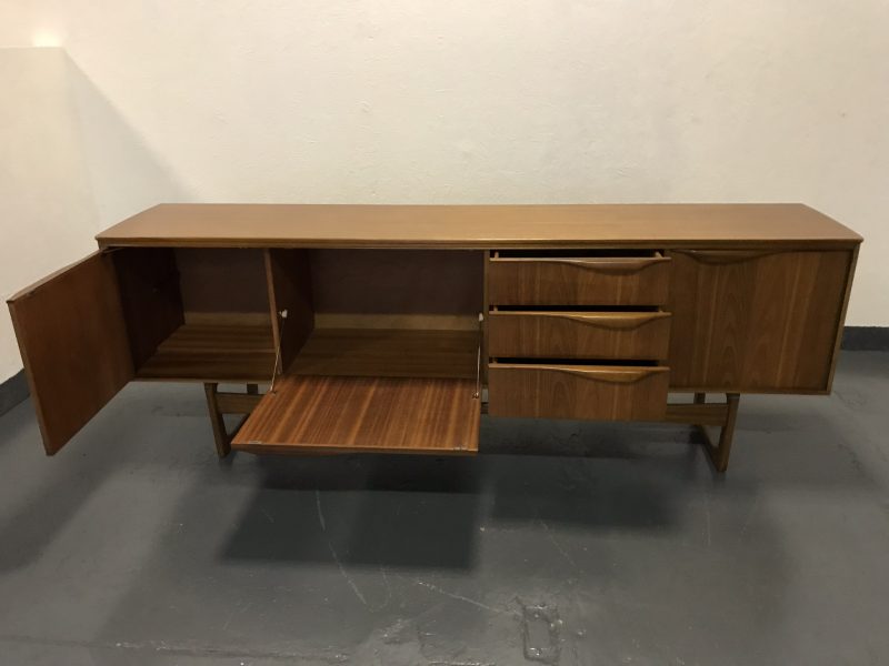 Stylish McIntosh 1960s Teak Long Dunvegan Sideboard Mid Century Vintage / Retro