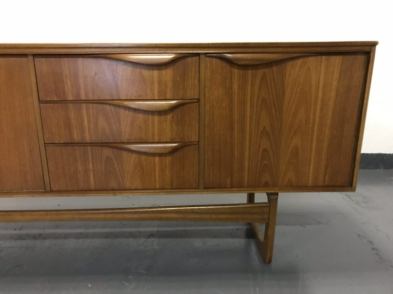 Stylish McIntosh 1960s Teak Long Dunvegan Sideboard Mid Century Vintage / Retro