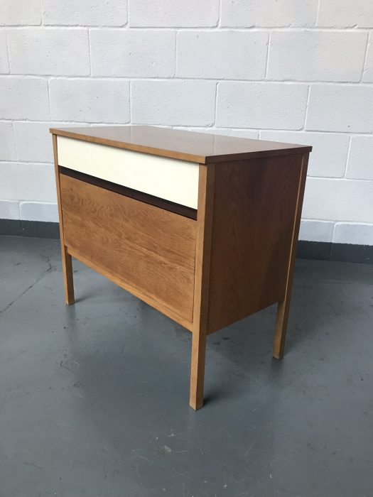 Mid Century 1960s G Plan Young Idea Oak Chest Of Drawers