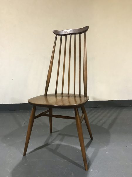 Set of Four Vintage ERCOL Windsor Goldsmith Dining Chairs Including Two Carvers