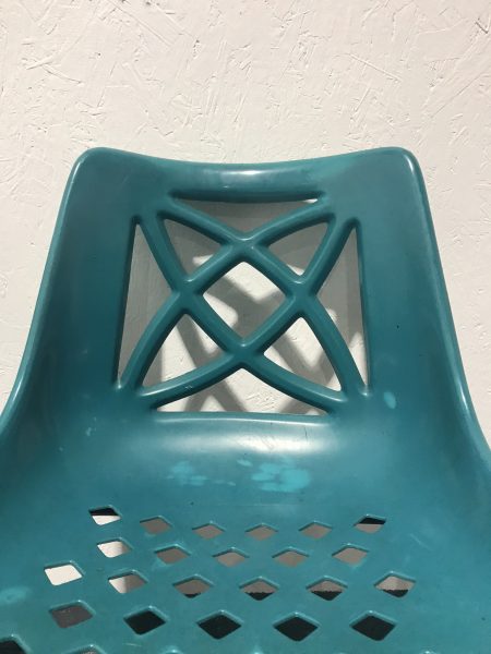 4 x Vintage 1960s / 1970s Turquoise Plastic GEECO Kitchen / Garden Chairs