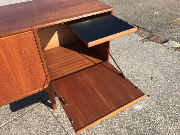 Mid Century MCINTOSH Large Teak Sideboard Credenza Drinks Cabinet