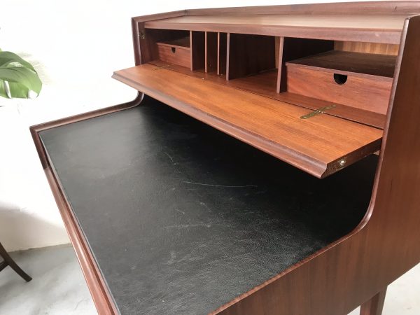 Stylish Vintage Mid Century Teak RICHARD HORNBY Desk / Bureau / Secretaire