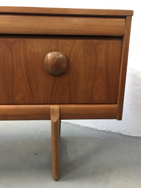 Retro Sideboard / Chest of Drawers Mid Century Vintage