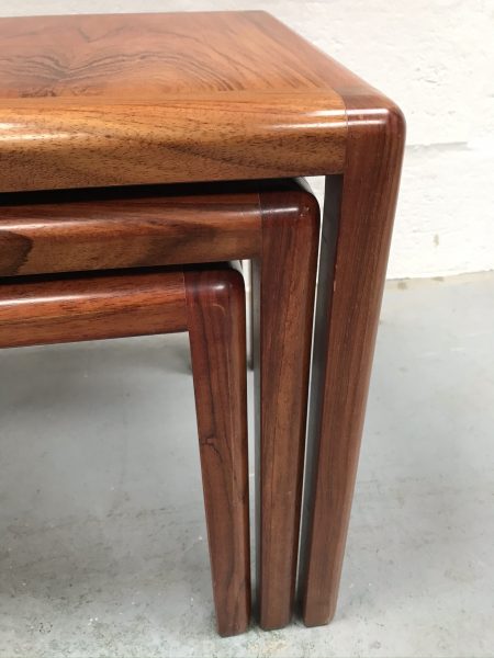 Retro Vintage Set of Nesting Tables