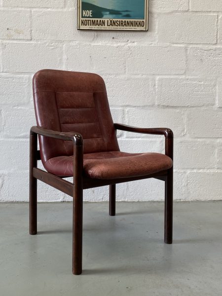 Pair of Danish Vintage Dyrlund Chairs Leather and Rosewood