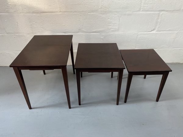 Mid Century Vintage Danish Rosewood Nesting Tables KVALITET FORM FUNKTION 1960s